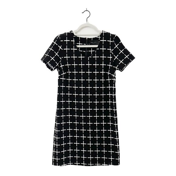 ROMEO + JULIET COUTURE Shift Dress with Black and White Print - Size Small - Picture 1 of 3